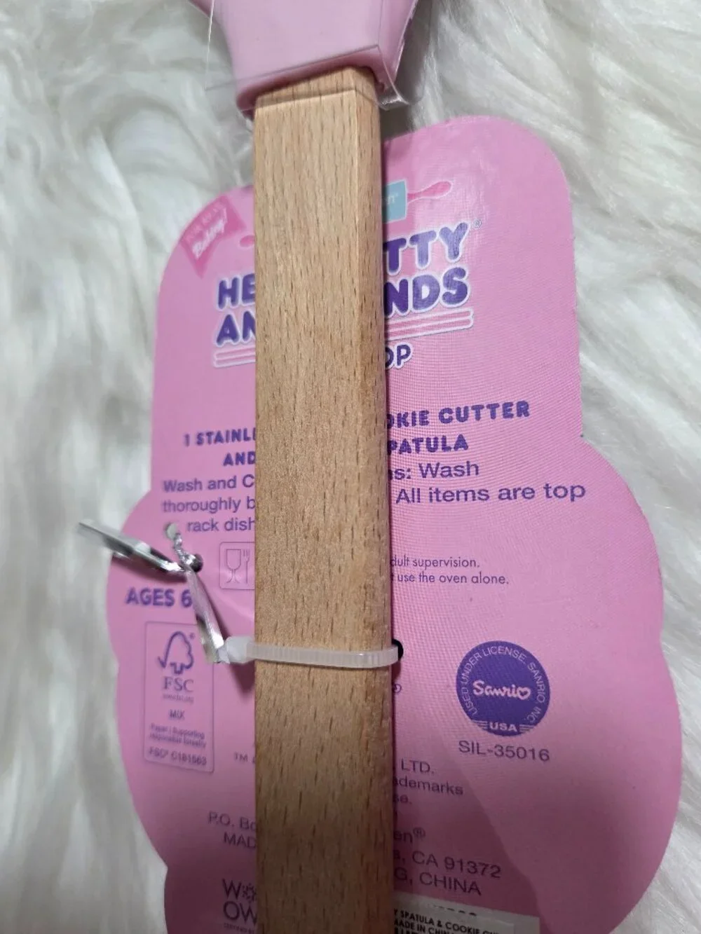 Hello Kitty Spatula & Cookie Cutter Set